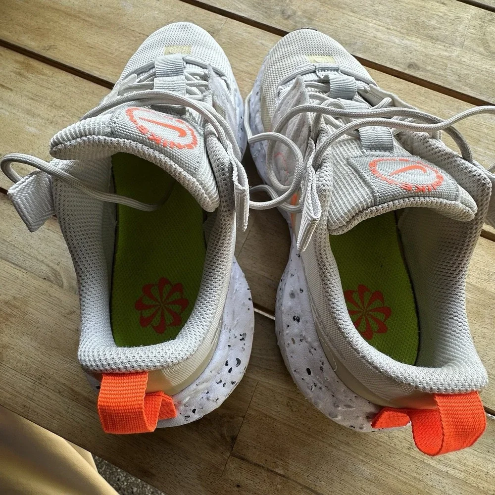 Nike Shoes Crater Impact Cream Orange Sneakers‎ Size 6.5